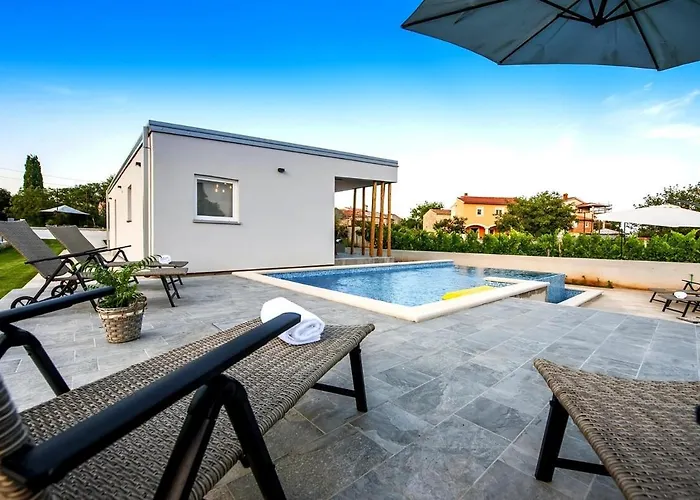 Mare, Istra, Relaxation, Private Pool, Bbq فيلة Segotici